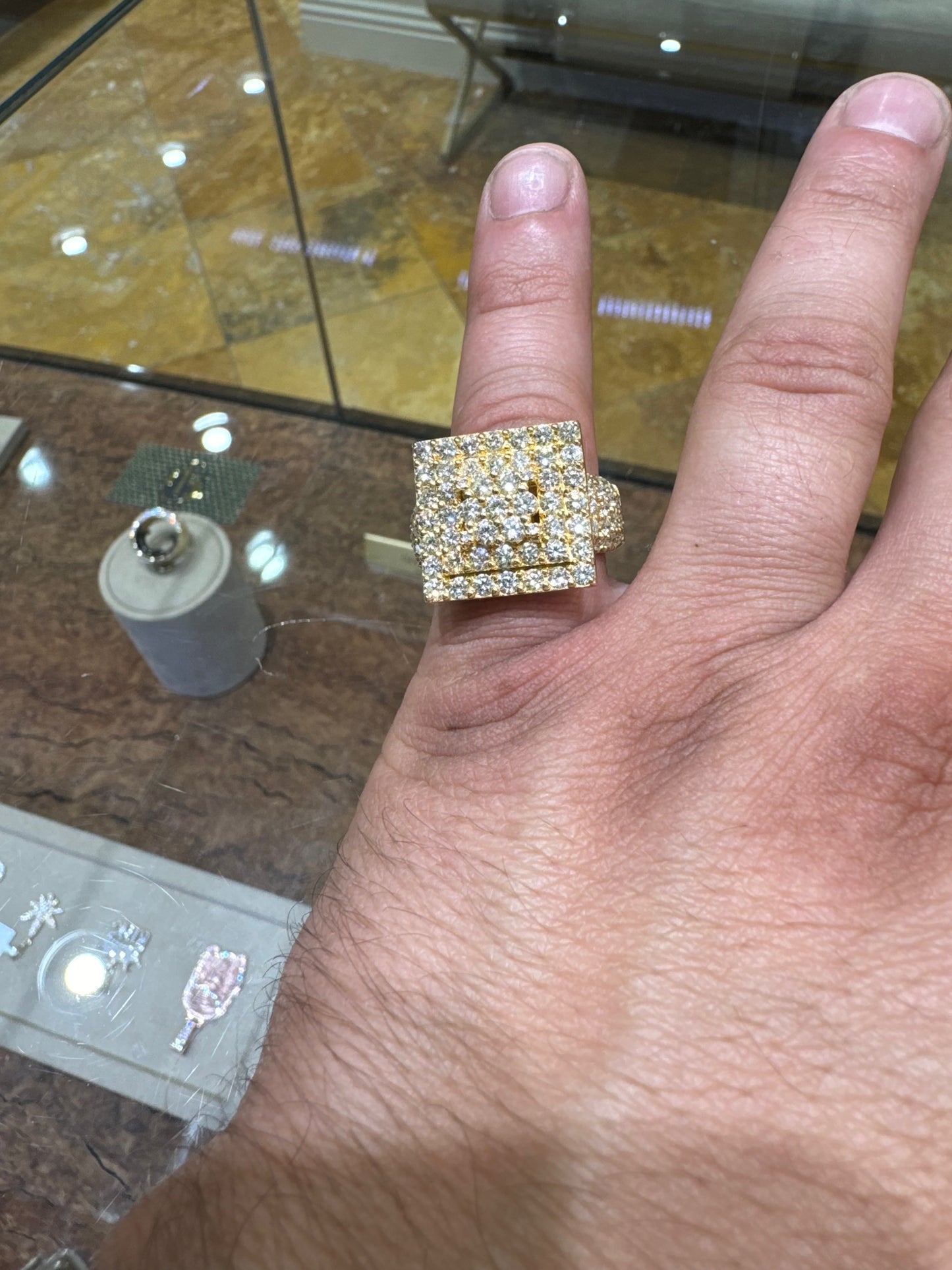 10k yellow gold Diamond Ring