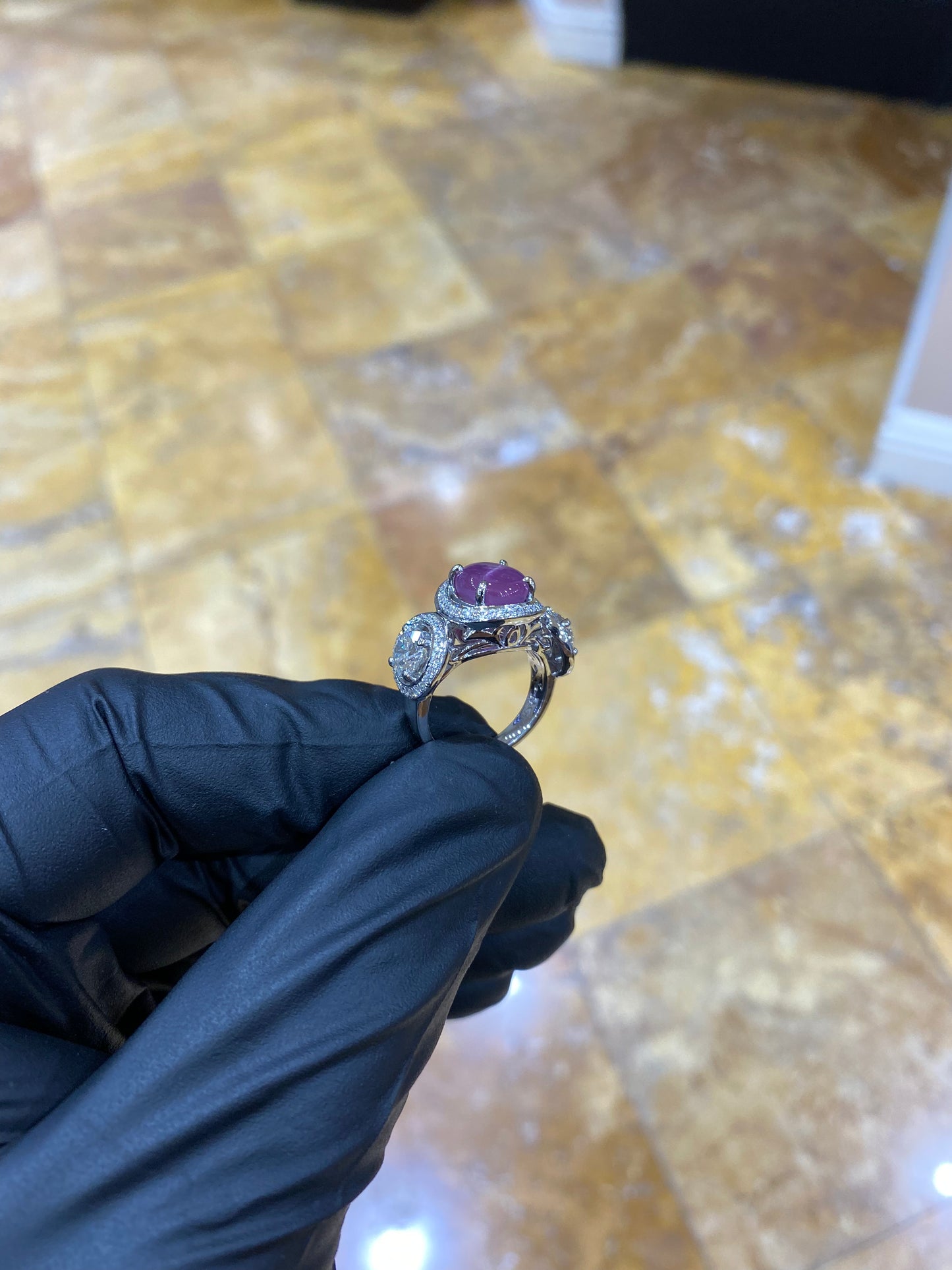 18k star sapphire Diamond ring