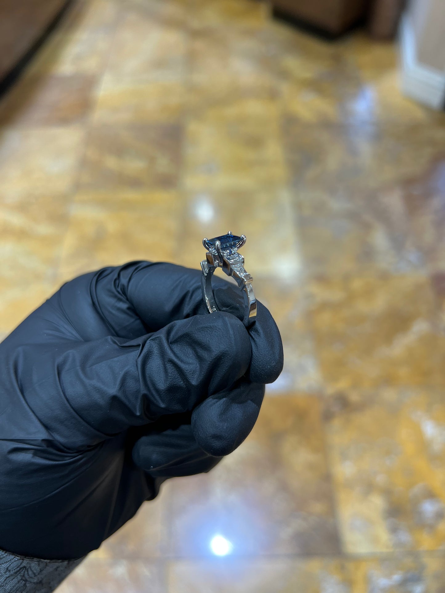 18k Sapphire Diamond Beauty Ring
